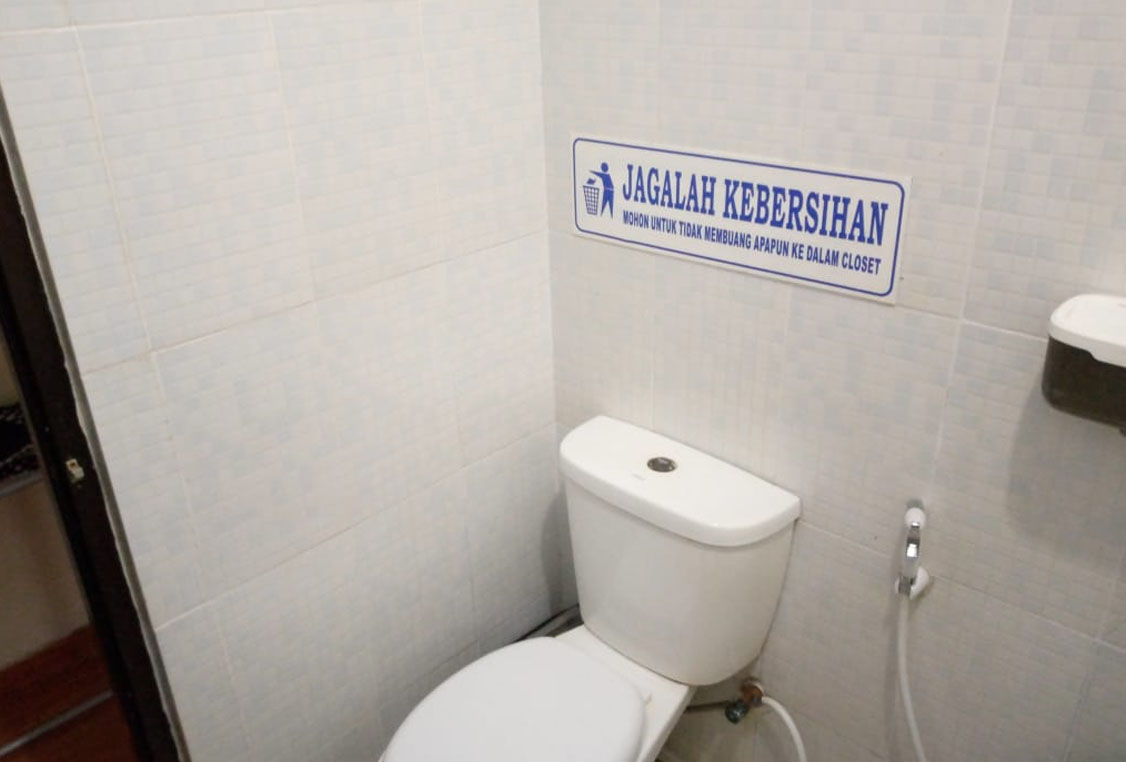 Akses Kolam Renang dari Kamar Flamboyan Ciater