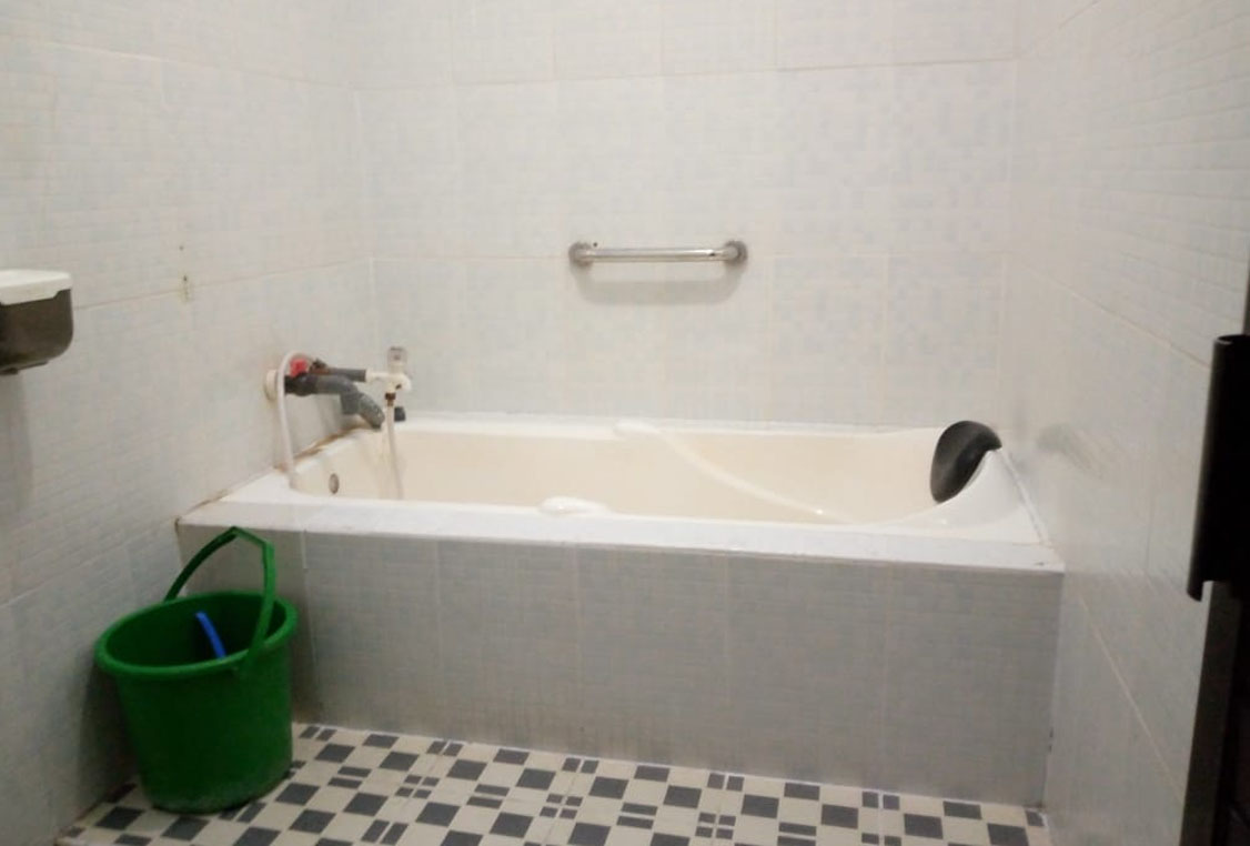 Foto Kamar Tidur Flamboyan Room 1 Hemat