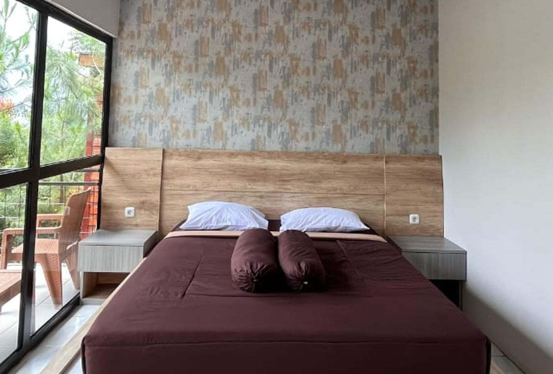 Kamar Double Bed Saphire Room Ciater