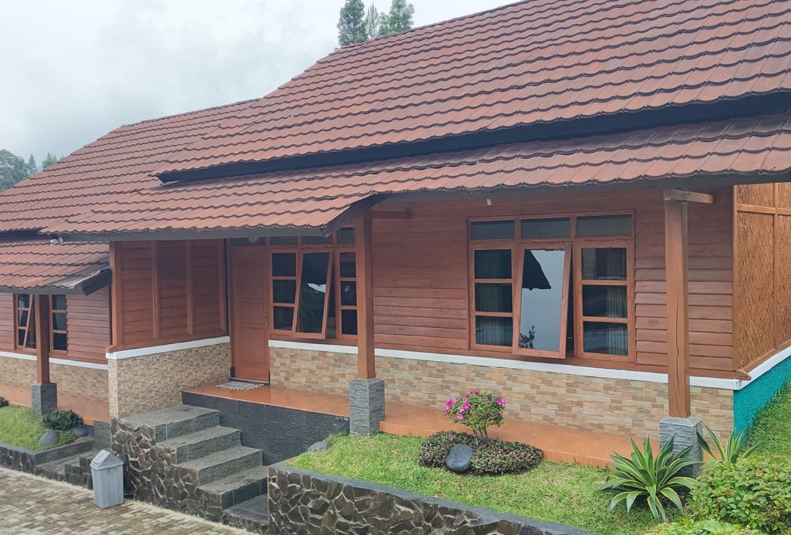 Penginapan Keluarga Ciater dengan Bak Rendam