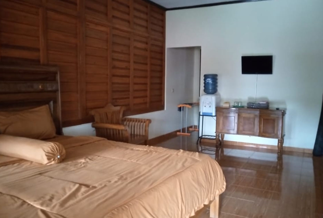 Tampak Luar Flamboyan Room 1 Kamar Standar