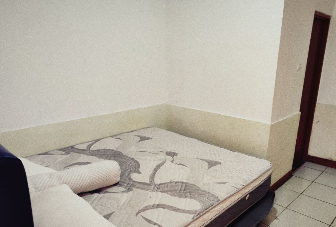 Interior Kamar Tidur Villa Rayya Ciater 30 Orang