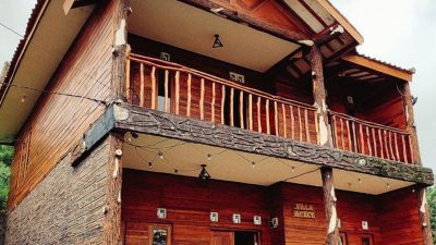 Villa Cece Ciater untuk rombongan 30 orang dengan kolam renang hangat